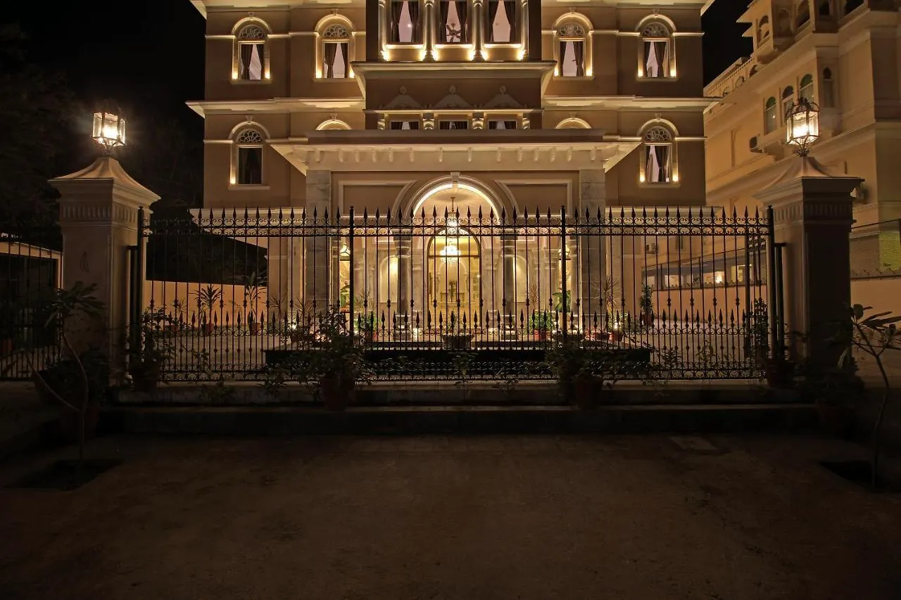 Jhadol Vijay Vilas Near Lake Pichola Удайпур