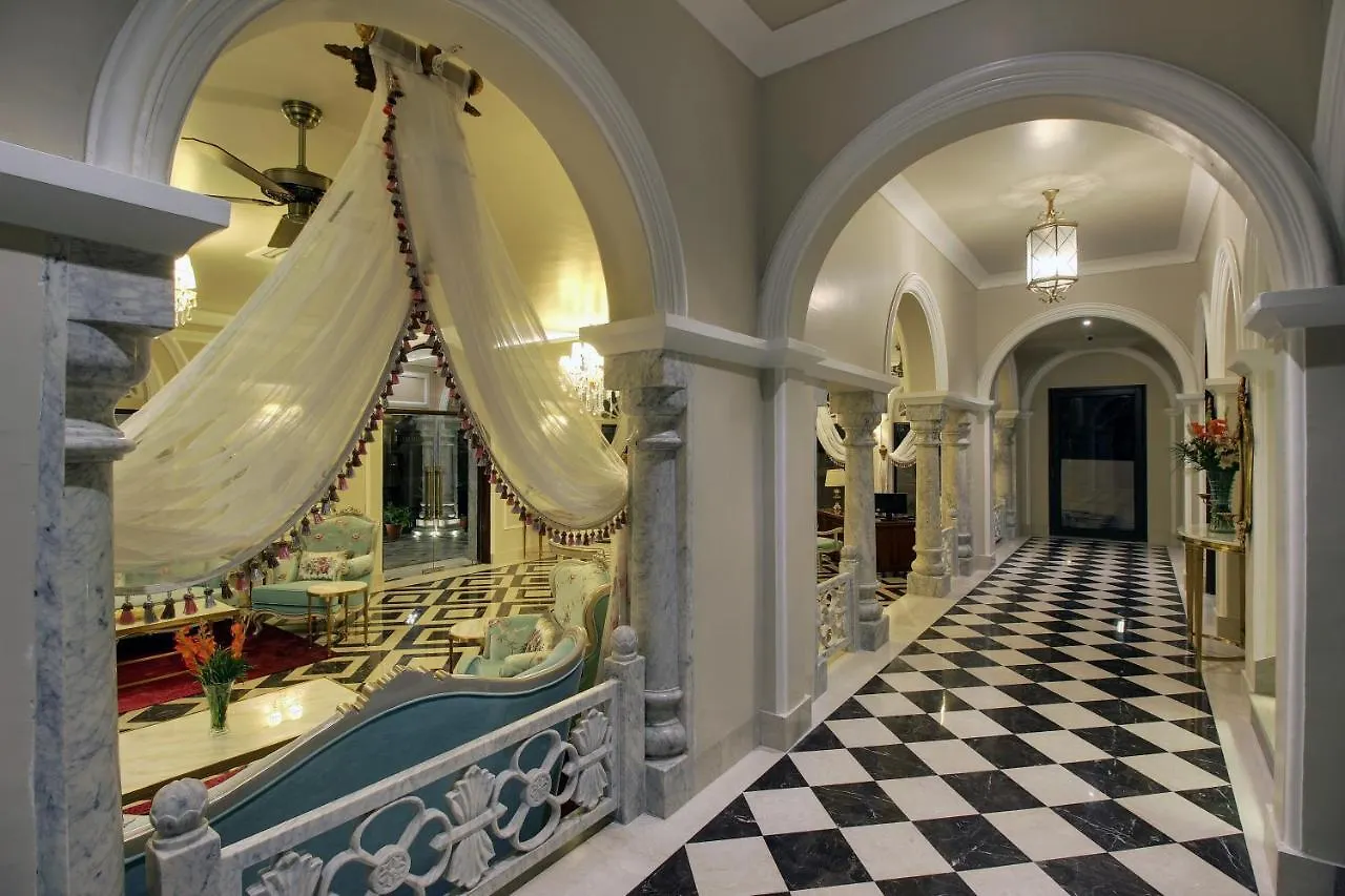 Jhadol Vijay Vilas Near Lake Pichola Удайпур Индия
