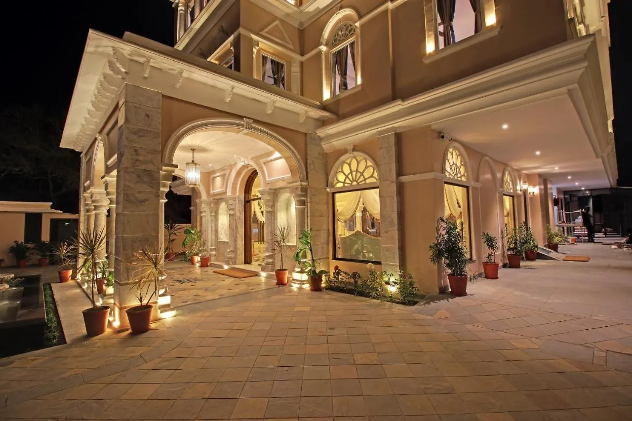 Jhadol Vijay Vilas Near Lake Pichola Udaipur Hotel
