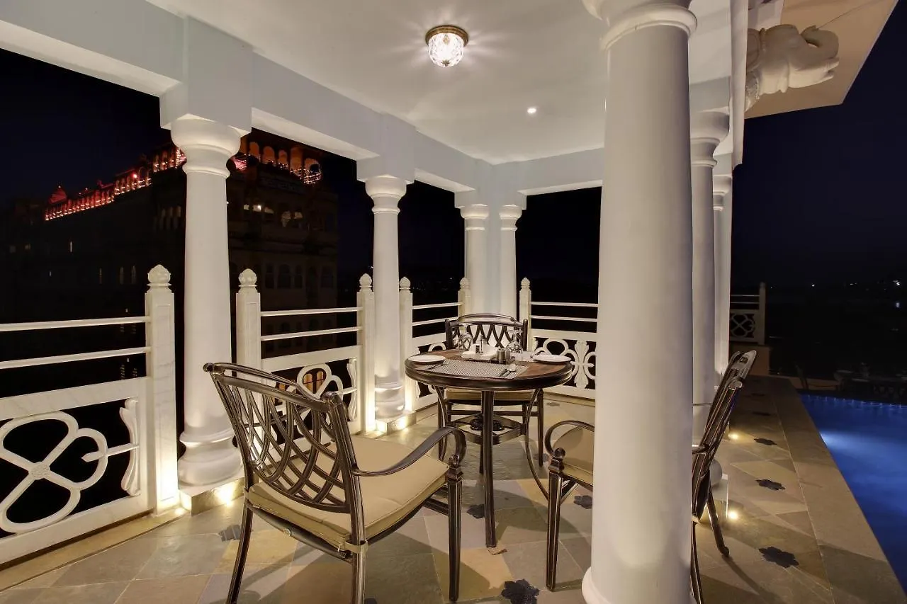 Jhadol Vijay Vilas Near Lake Pichola Udaipur Hotel